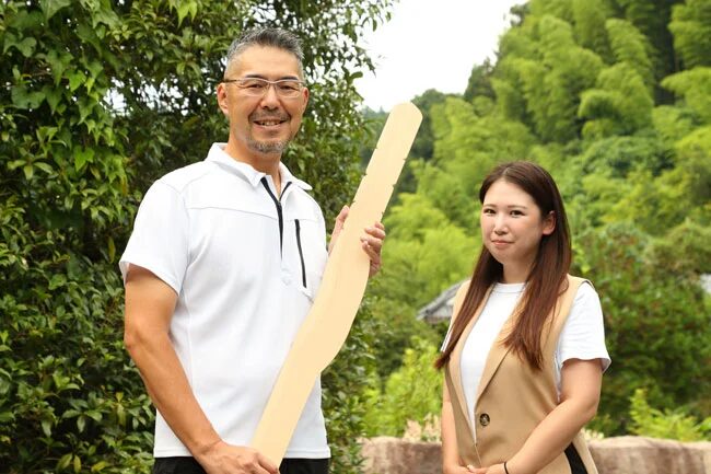 左から、有限会社谷治新太郎商店 六代目当主 代表取締役 谷治大典様、Repro株式会社 Business Development Division 関口みずき